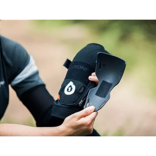 611 Recon Advance elbow cap