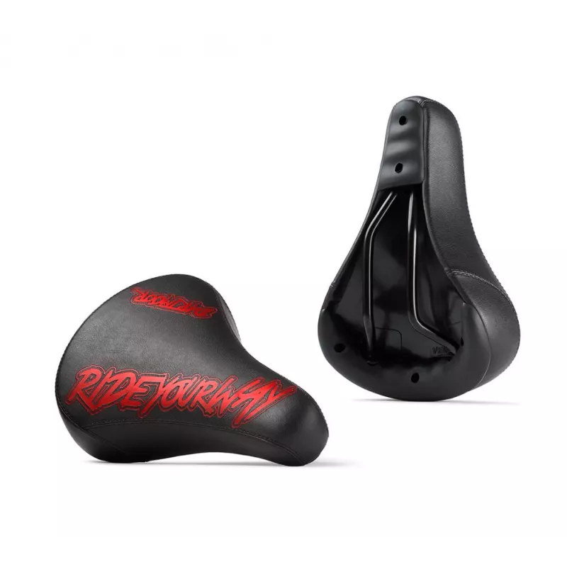Dartmoor Streetfighter – Saddle With Rails (Red) | Katmar.cz