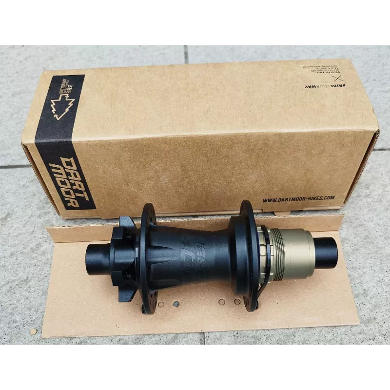 Dartmoor REEL Pro BOOST XD Cassette 148x12 - zadní černý 32D | Katmar.cz