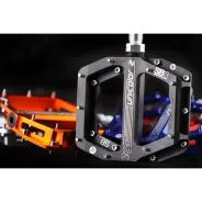 SB3 Unicolor 2 - CNC pedály se super výbavou za opravdu příznivou cenu