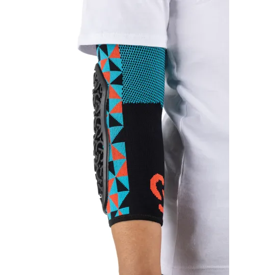 Seryt Flow Elbow Pads Arlecchino (Tyrkysové) | Katmar.cz