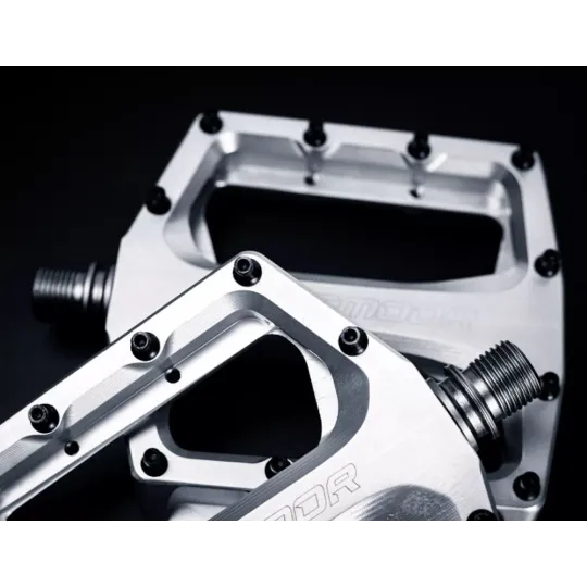Dartmoor THUNDER Alu CNC pedály - Silver | Katmar.cz