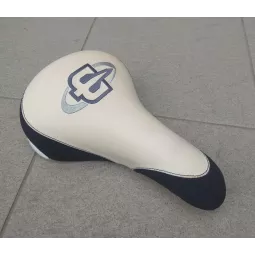 Brave AirTime SeatGrab sedlo White - bílé