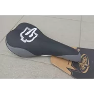 Brave Tailwhip saddle Black | Katmar.cz