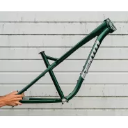 Identiti AKA 29 Zelený – MTB Hardtail Frame | Katmar.cz