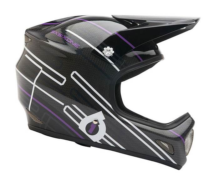 661 Evo Carbon helmet purple