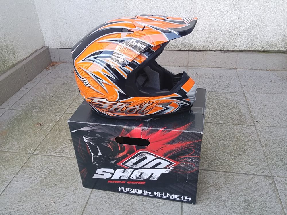 Shot Furious - Oranžová KTM - výprodej outlet